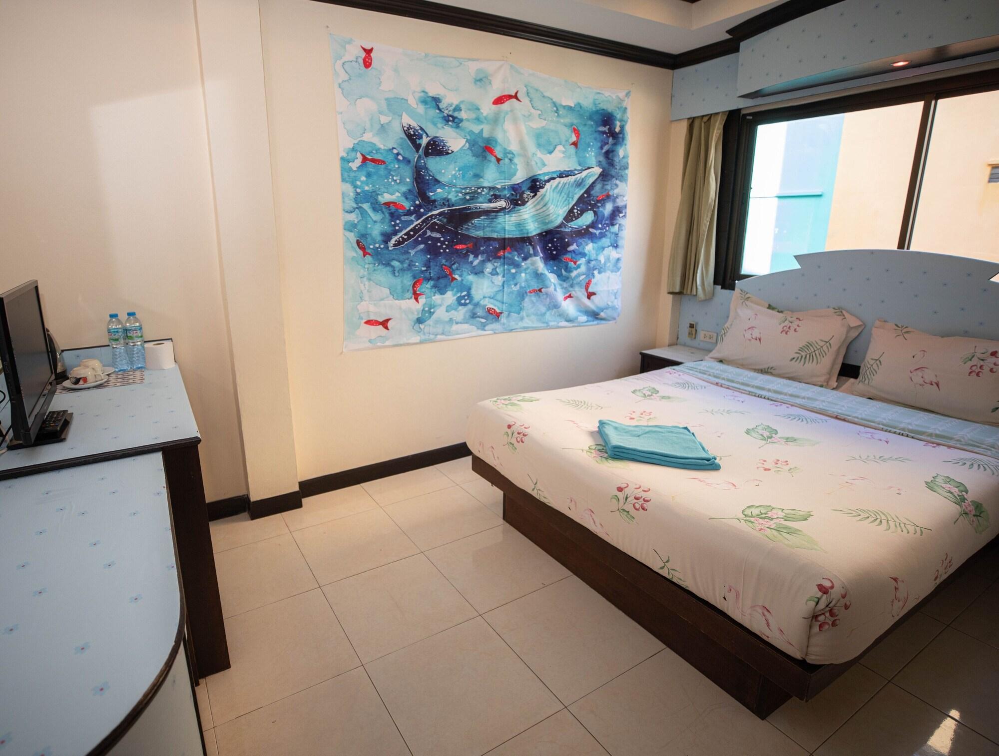 Fish And Summer House Patong Екстериор снимка