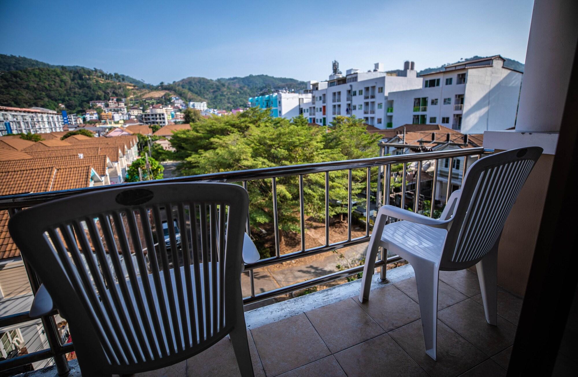 Fish And Summer House Patong Екстериор снимка