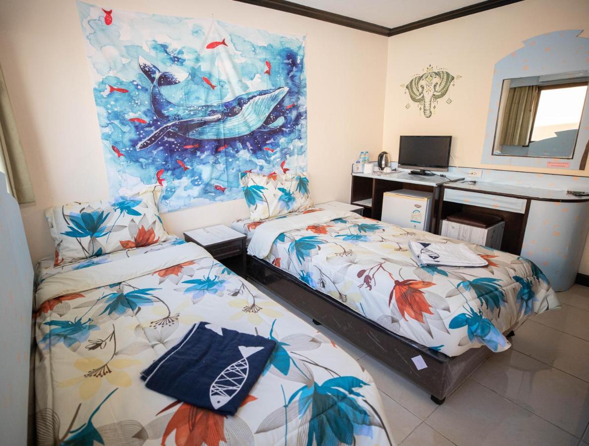 Fish And Summer House Patong Екстериор снимка