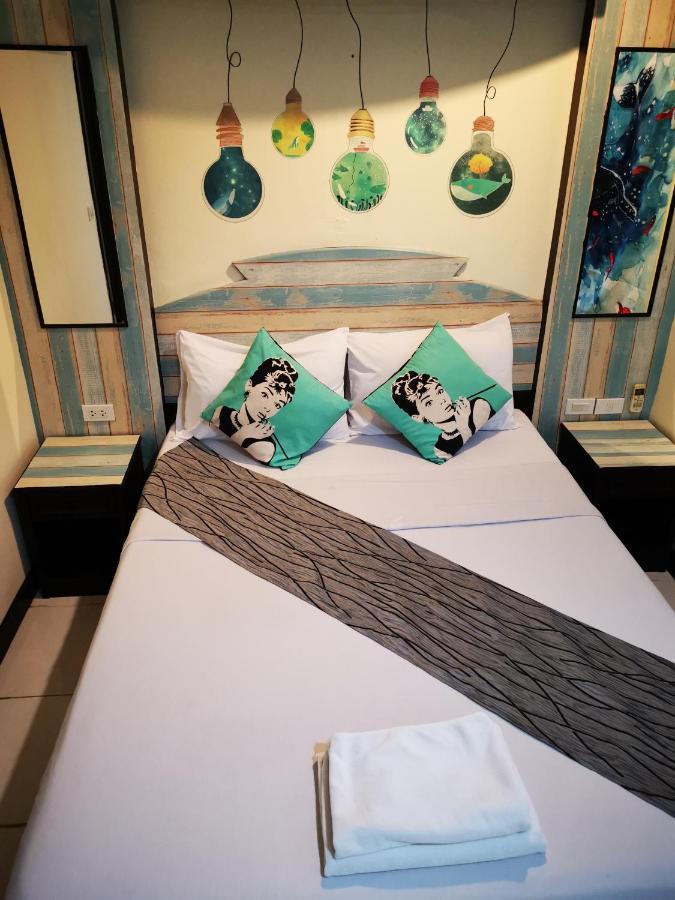 Fish And Summer House Patong Екстериор снимка